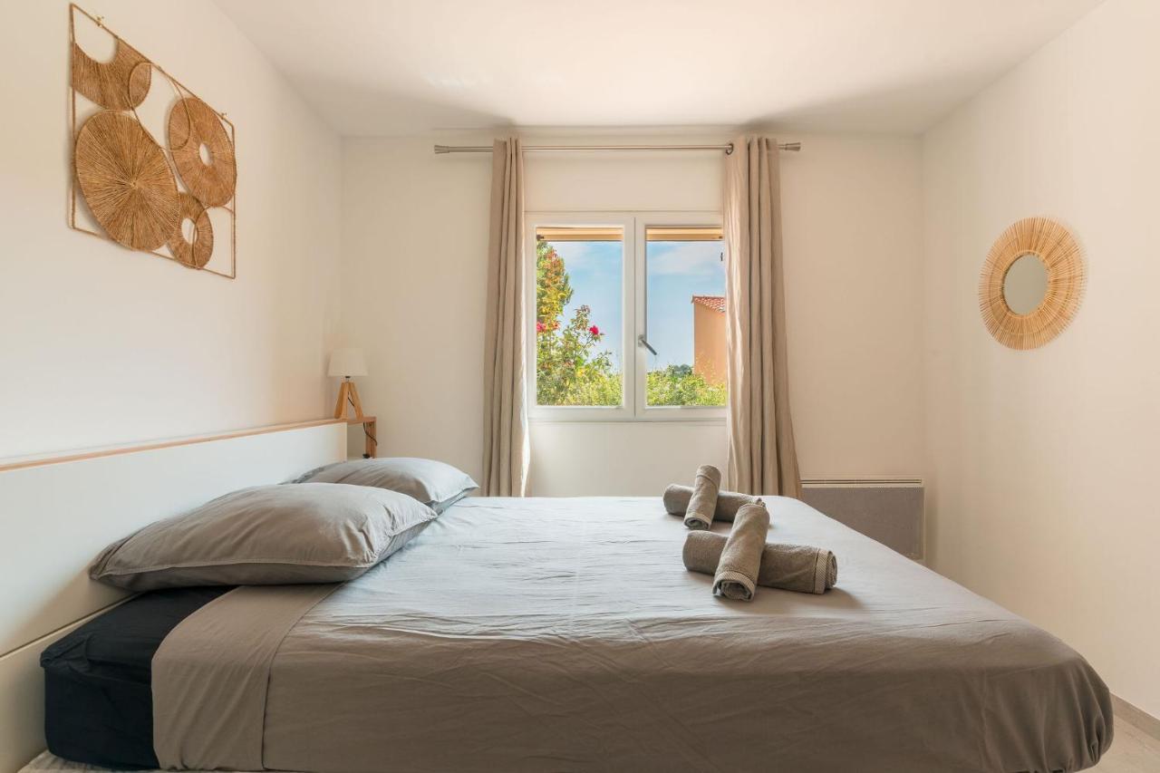 Villa Vue Mer Presqu'Ile De Giens Avec Piscine Hyères Buitenkant foto